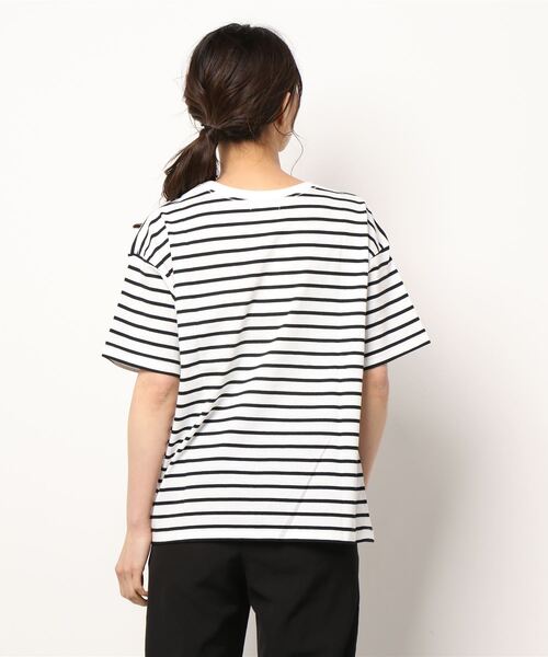 Te chichi（テチチ）の「刺繍ロゴTシャツ（Tシャツ/カットソー・レディース・ブラック/ネイビー/オフホワイト・ﾌﾘ-）」の4枚目の写真