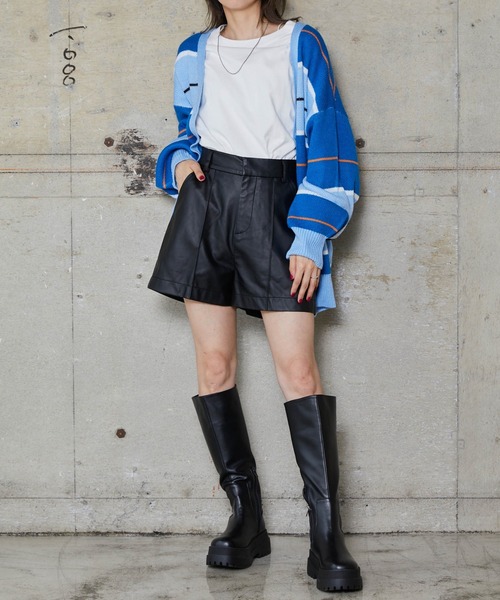 WEGO（ウィゴー）の「WEGO/フェイクレザーピンタックショートパンツ（その他パンツ・レディース・アイボリー/ブラック・FREE）」の11枚目の写真