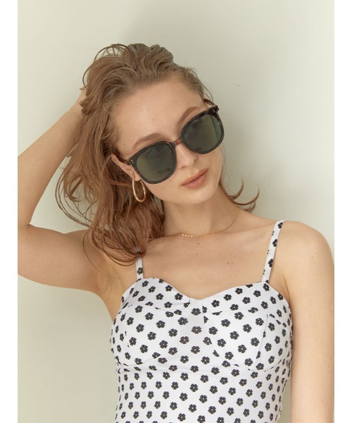 ACYM(アシーム)の「Wellington frame サングラス(サングラス・レディース・ブラック/ブラウン・FREE)」の2枚目の写真