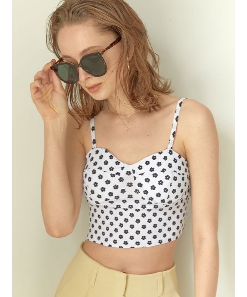 ACYM(アシーム)の「Wellington frame サングラス(サングラス・レディース・ブラック/ブラウン・FREE)」の3枚目の写真