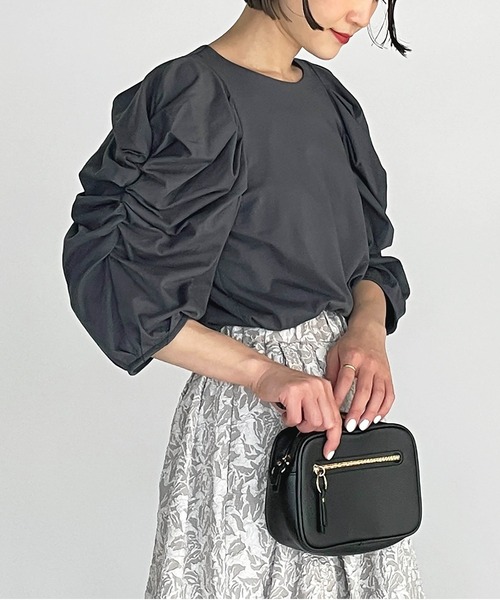PICCIN（ピッチン）の「袖シャーリングカットソー（Tシャツ