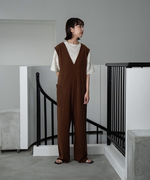 lawgy（ラウジー）の「side pocket 2way all in one(self cut)（つなぎ/オールインワン・レディース・ブラック/ブラウン・FREE）」の22枚目の写真
