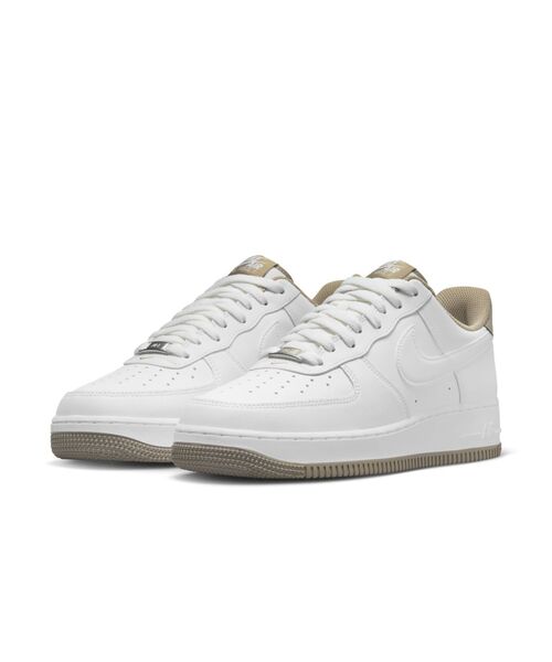 NIKE（ナイキ）の「ナイキ エア フォース 1 '07 メンズシューズ / Nike Air Force 1 '07 Men's Shoes（スニーカー・メンズ・ホワイト/ホワイト系その他2・24/26/27/25.5/26.5/24.5/30/25/28/29/28.5/27.5/29.5）」の15枚目の写真