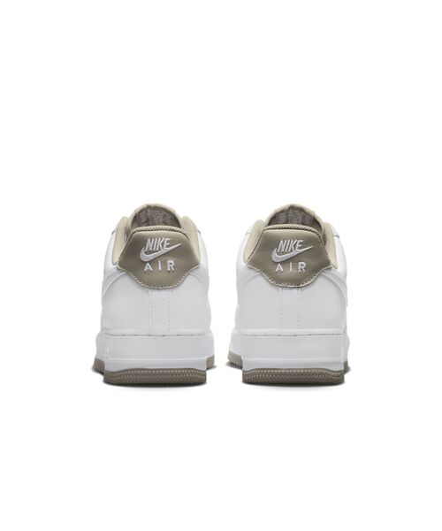 NIKE（ナイキ）の「ナイキ エア フォース 1 '07 メンズシューズ / Nike Air Force 1 '07 Men's Shoes（スニーカー・メンズ・ホワイト/ホワイト系その他2・24/26/27/25.5/26.5/24.5/30/25/28/29/28.5/27.5/29.5）」の9枚目の写真