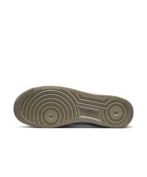 NIKE（ナイキ）の「ナイキ エア フォース 1 '07 メンズシューズ / Nike Air Force 1 '07 Men's Shoes（スニーカー・メンズ・ホワイト/ホワイト系その他2・24/26/27/25.5/26.5/24.5/30/25/28/29/28.5/27.5/29.5）」の7枚目の写真