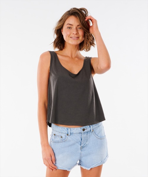 rip curl(リップカール)の「【RIP CURL リップカール】PLAINS TANK/レディースショート丈タンクトップ・ノースリーブ(タンクトップ・レディース・ホワイト/ネイビー/ブラック系その他・SMALL/MEDIUM/LARGE/X-SMALL)」の2枚目の写真