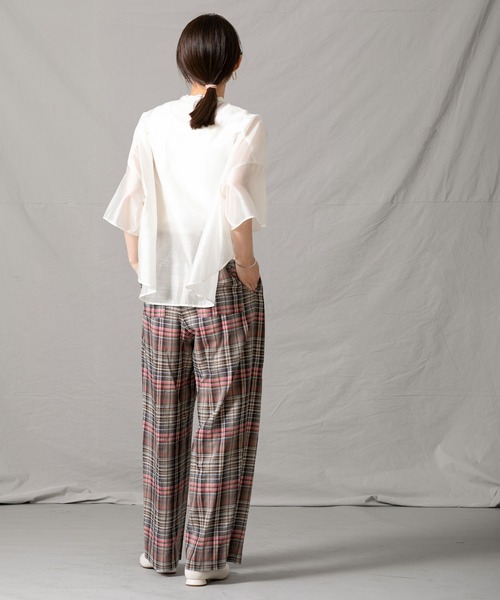 Liyoca（リヨカ）の「Ｔｅシアーバンドカラーシャツ（シャツ/ブラウス・レディース・パープル/オフホワイト・FREE）」の5枚目の写真