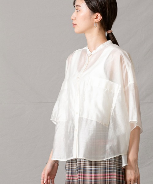 Liyoca（リヨカ）の「Ｔｅシアーバンドカラーシャツ（シャツ/ブラウス・レディース・パープル/オフホワイト・FREE）」の8枚目の写真