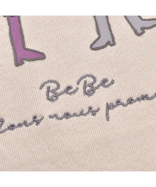 BeBe（ベベ）の「BeBe/ミニウラゲガールプリントトレーナー(90~150cm)（スウェット・キッズ・ベージュ/ネイビー・150/120/130/110/100/90/140）」の20枚目の写真
