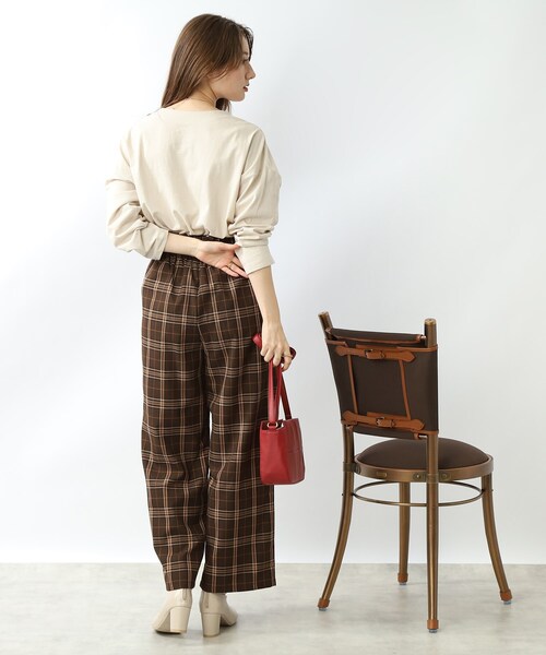 DRESKIP(ドレスキップ)の「◆【こなれシルエット】コットンゆるロングT(Tシャツ/カットソー・レディース・ピンク系/ベージュ系その他2/ブラック/オフホワイト/ナチュラル/ホワイト系5・00)」の10枚目の写真