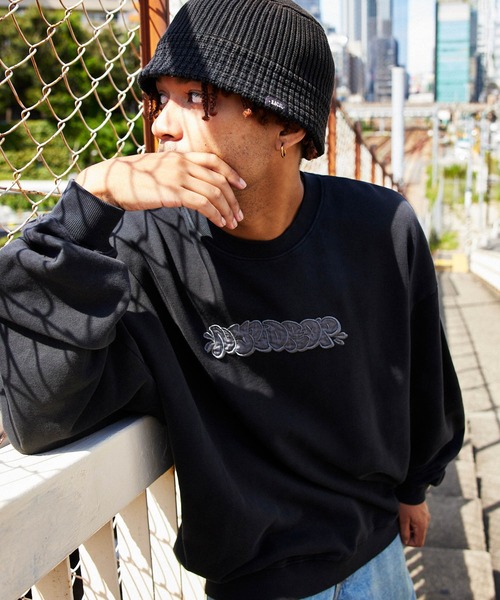 NYUDROP(ニュードロップ)の「【NYUDROP】GRAFFITI LOGO PIGMENT DYED CREWNECK SWEAT / グラフィックロゴ刺繍 ピグメント裏毛クルーネックスウェット(スウェット・メンズ・ブラック/ブルー/グリーン・M/L/XL)」の6枚目の写真
