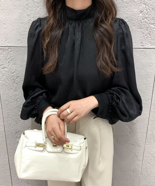 ECLIN（エクラン）の「ボリューム袖スタンドカラーブラウス（シャツ/ブラウス・レディース・ブラック/ベージュ/グレー・M/L）」の10枚目の写真