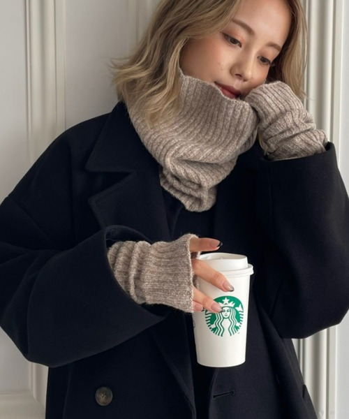 moment+（モーメントプラス）の「リブニットネックウォーマー＆アームウォーマー2Pセット（ネックウォーマー/スヌード・レディース・ブラック/ベージュ/アイボリー/チャコールグレー/ブラウン・FREE）」の16枚目の写真