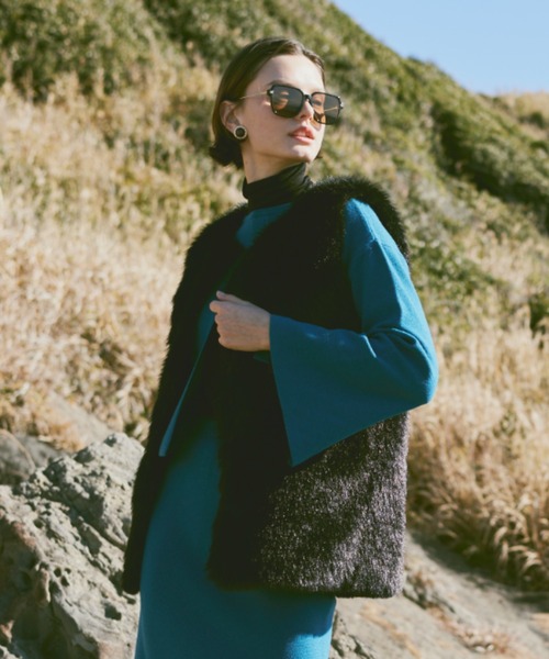 Happy John（ハッピージョン）の「fake fur vest/フェイクファーベスト（ベスト・レディース・グレー/ブラック・FREE）」の5枚目の写真