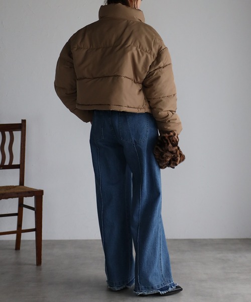 Bonjour Sagan（ボンジュールサガン）の「【2022 新作】スタンドカラーショート丈フェイクダウン（ダウンジャケット/コート・レディース・ベージュ/ブルー/ブラック/アイボリー・FREE）」の12枚目の写真