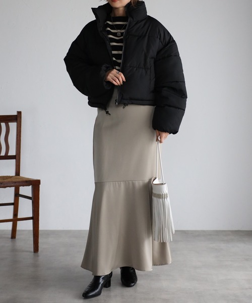 Bonjour Sagan（ボンジュールサガン）の「【2022 新作】スタンドカラーショート丈フェイクダウン（ダウンジャケット/コート・レディース・ベージュ/ブルー/ブラック/アイボリー・FREE）」の6枚目の写真