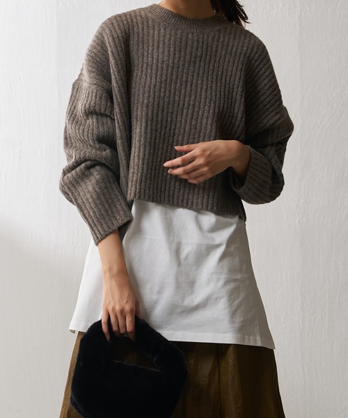 Lui's（ルイス）の「ヤク混ショートニットトップス(ロンTセット)（ニット/セーター・レディース・ブラウン/ブラック/ブルー・FREE）」の11枚目の写真