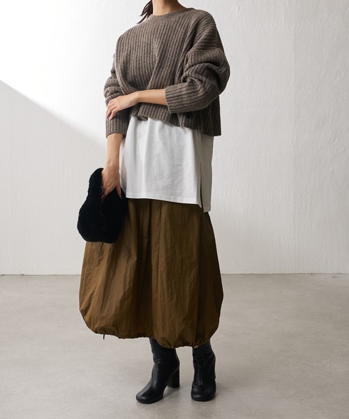 Lui's（ルイス）の「ヤク混ショートニットトップス(ロンTセット)（ニット/セーター・レディース・ブラウン/ブラック/ブルー・FREE）」の14枚目の写真