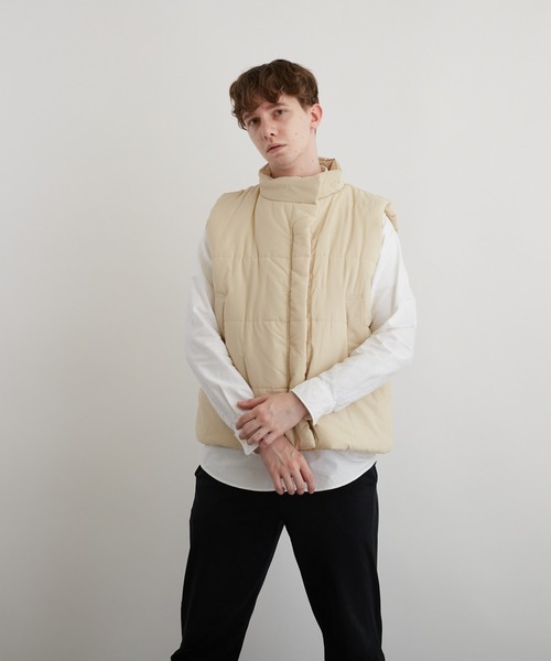 VIBGYOR（ヴィブジョー）の「BIG中綿ベスト(BEY)（Tシャツ/カットソー・メンズ・サンドベージュ・MEDIUM/LARGE）」の3枚目の写真