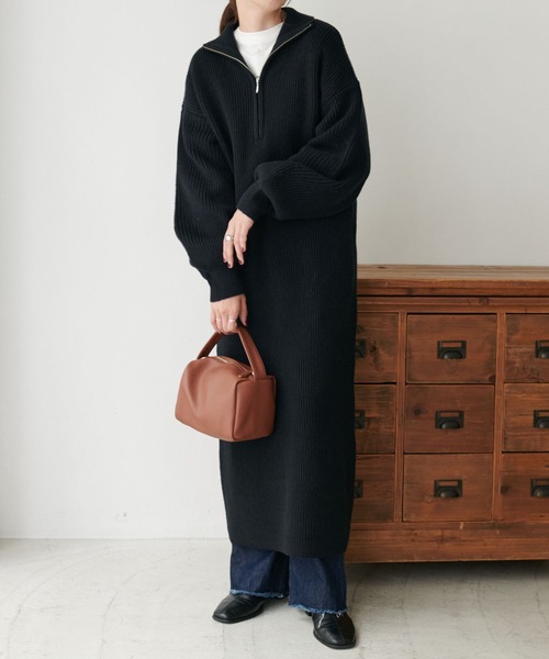 DISCOAT（ディスコート）の「畦ジップニットワンピース（ワンピース・レディース・アイボリー/ブラック/モカ・FREE）」の3枚目の写真