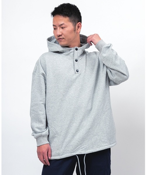Alil（アリル）の「【Alil】アリル 裏毛 ヘンリー デザイン パーカー プルオーバー 大人カジュアル（パーカー・メンズ・杢グレー/グレイッシュベージュ/ブラック/オフホワイト・MEDIUM/LARGE/SMALL）」の2枚目の写真