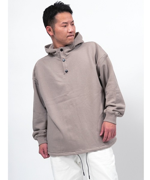 Alil（アリル）の「【Alil】アリル 裏毛 ヘンリー デザイン パーカー プルオーバー 大人カジュアル（パーカー・メンズ・杢グレー/グレイッシュベージュ/ブラック/オフホワイト・MEDIUM/LARGE/SMALL）」の4枚目の写真