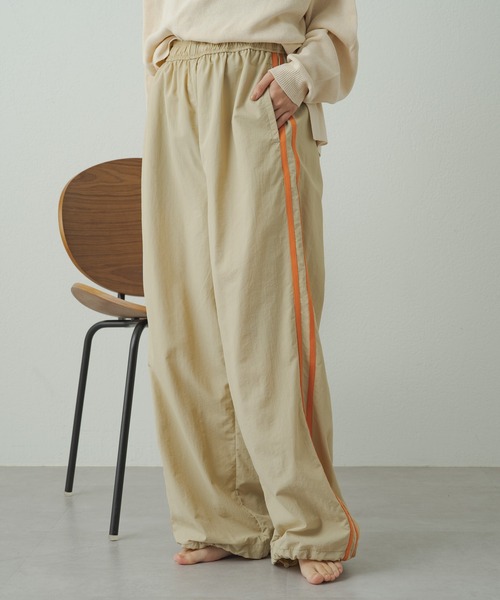 earthy(アーシー)の「【earthy_】ナイロンラインパンツ(その他パンツ・レディース・ベージュ/ブラック・S size/S/M/M size)」の17枚目の写真