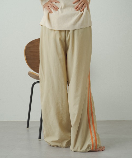 earthy(アーシー)の「【earthy_】ナイロンラインパンツ(その他パンツ・レディース・ベージュ/ブラック・S size/S/M/M size)」の19枚目の写真