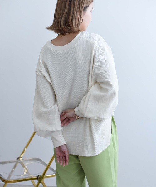 Eimee Law(エイミーロウ)の「シアースリーブ2WAYワッフルプルオーバー(Tシャツ/カットソー・レディース・ブラック/アイボリー・38)」の18枚目の写真