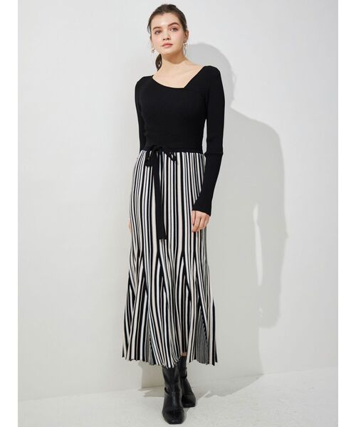 MERCURYDUO（マーキュリーデュオ）の「変形リブフレアニットワンピース（ワンピース・レディース・アイボリー/ブラック/チャコールグレー/パープル・SMALL/MEDIUM）」の15枚目の写真