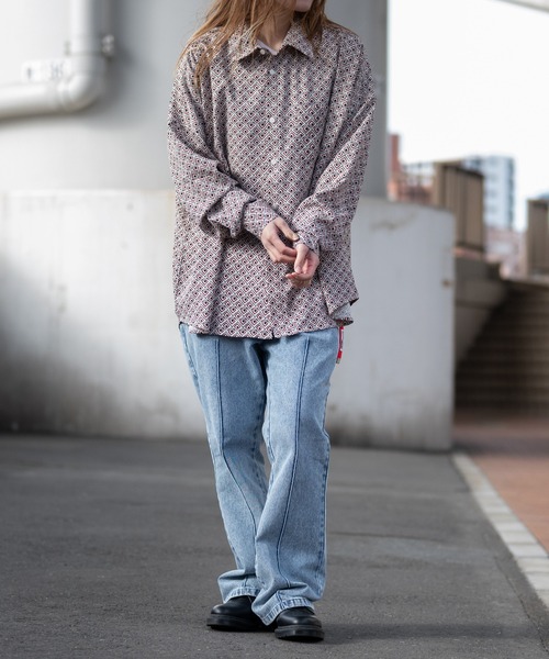 JOHN'S CLOSET(ジョンズクローゼット)の「【i】総柄プリントドロップショルダーシャツ(シャツ/ブラウス・メンズ・ブラック系その他/ブラック系その他2/ブラウン系その他/ブラック/グリーン/ホワイト/ブラウン/ホワイト系その他/ネイビー・LARGE/X-LARGE/MEDIUM)」の10枚目の写真