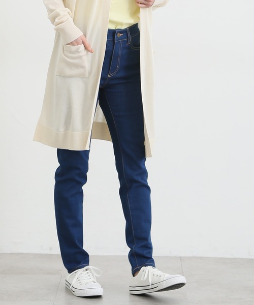 Honeys（ハニーズ）の「スリムデニムスキニー（股下７０ｃｍ）（デニムパンツ・レディース・ワンウォッシュ/ライトインディゴブルー/ブルー/ブラック・S/SS/L/LL/M）」の3枚目の写真