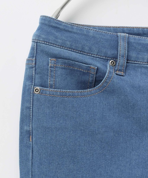 Honeys（ハニーズ）の「スリムデニムスキニー（股下７０ｃｍ）（デニムパンツ・レディース・ワンウォッシュ/ライトインディゴブルー/ブルー/ブラック・S/SS/L/LL/M）」の17枚目の写真