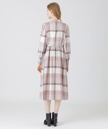 BLUE LABEL CRESTBRIDGE（ブルーレーベルクレストブリッジ）の