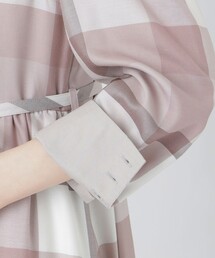 BLUE LABEL CRESTBRIDGE（ブルーレーベルクレストブリッジ）の