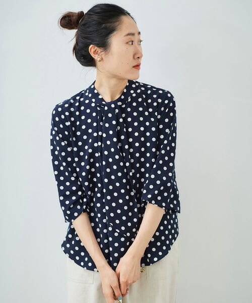 le.coeur blanc（ルクールブラン）の「ドットアレンジタイブラウス（シャツ/ブラウス・レディース・ベージュ系その他2/ブルー系その他4・38）」の16枚目の写真