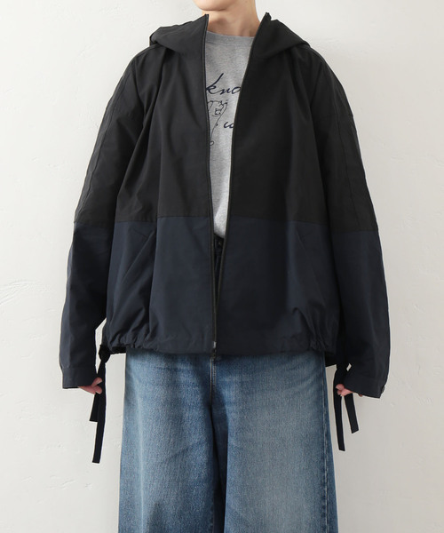 JOURNAL STANDARD LUXE（ジャーナルスタンダード　ラックス）の「メモリータフタ フードブルゾン（ブルゾン・レディース・ブラック/カーキ・SMALL/MEDIUM）」の8枚目の写真