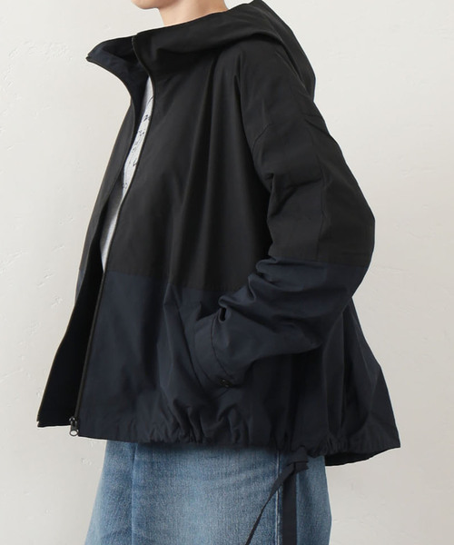 JOURNAL STANDARD LUXE（ジャーナルスタンダード　ラックス）の「メモリータフタ フードブルゾン（ブルゾン・レディース・ブラック/カーキ・SMALL/MEDIUM）」の10枚目の写真