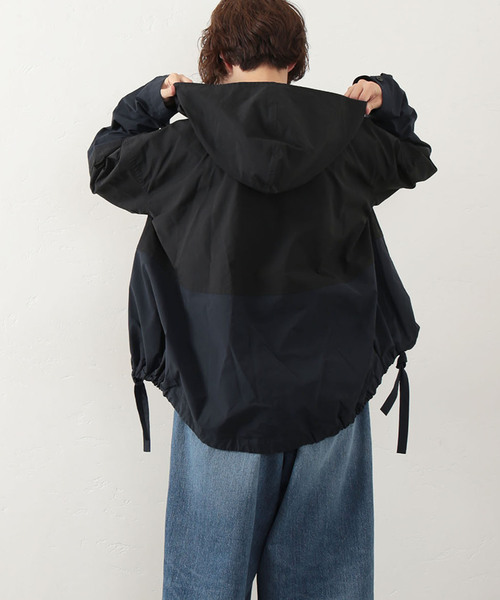 JOURNAL STANDARD LUXE（ジャーナルスタンダード　ラックス）の「メモリータフタ フードブルゾン（ブルゾン・レディース・ブラック/カーキ・SMALL/MEDIUM）」の12枚目の写真