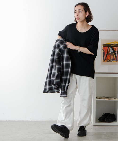 WEGO（ウィゴー）の「WEGO/ワッフルＵネックＴ（Tシャツ/カットソー・メンズ・ブラック/ホワイト・MEDIUM/LARGE）」の7枚目の写真