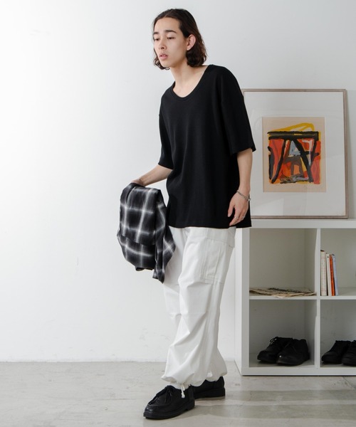 WEGO（ウィゴー）の「WEGO/ワッフルＵネックＴ（Tシャツ/カットソー・メンズ・ブラック/ホワイト・MEDIUM/LARGE）」の9枚目の写真