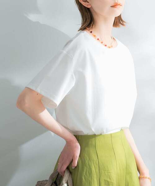 URBAN RESEARCH ROSSO（アーバンリサーチロッソ）の「UVスーピマコットンTシャツ（Tシャツ/カットソー・レディース・グリーン系その他/ブラウン系その他/ネイビー/オフホワイト・FREE）」の6枚目の写真