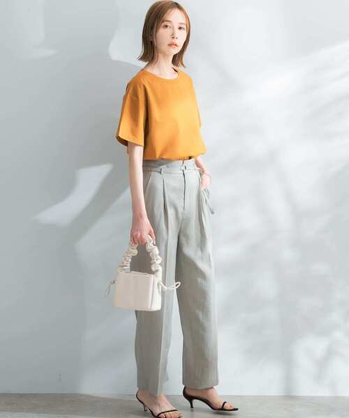 URBAN RESEARCH ROSSO（アーバンリサーチロッソ）の「UVスーピマコットンTシャツ（Tシャツ/カットソー・レディース・グリーン系その他/ブラウン系その他/ネイビー/オフホワイト・FREE）」の16枚目の写真