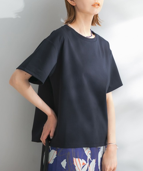 URBAN RESEARCH ROSSO（アーバンリサーチロッソ）の「UVスーピマコットンTシャツ（Tシャツ/カットソー・レディース・グリーン系その他/ブラウン系その他/ネイビー/オフホワイト・FREE）」の18枚目の写真