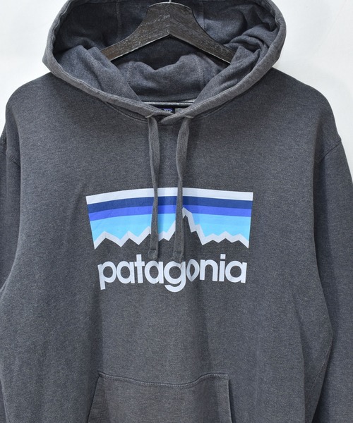 patagonia(パタゴニア)の「【ヴィンテージ古着】Patagonia / パタゴニア ロゴ プルオーバーパーカー(パーカー・メンズ・グレー・MEDIUM)」の7枚目の写真