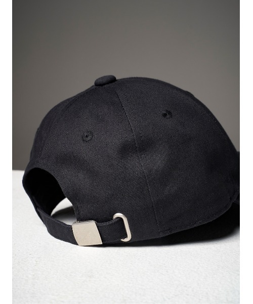 Darich（ダーリッチ）の「ロングブリムロゴキャップ（キャップ