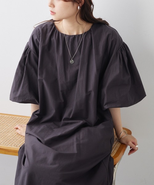 PUAL CE CIN（ピュアルセシン）の「バルーン袖ワンピース（ワンピース・レディース・ベージュ/チャコール/オフホワイト・FREE）」の2枚目の写真