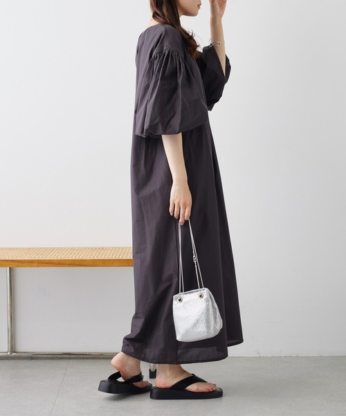 PUAL CE CIN（ピュアルセシン）の「バルーン袖ワンピース（ワンピース・レディース・ベージュ/チャコール/オフホワイト・FREE）」の8枚目の写真