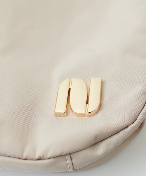 natural couture（ナチュラルクチュール）の「キャザーショルダーバッグ（ショルダーバッグ・レディース・ブラック/ベージュ/オフホワイト・FREE）」の21枚目の写真