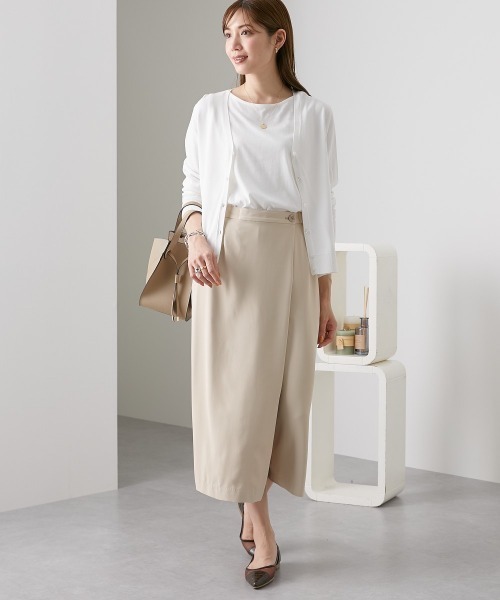 nissen(ニッセン)の「【Vネック・クルーネック】洗えるカーディガン(UVカット・接触冷感・毛玉になりにくい・洗濯機OK)(カーディガン/ボレロ・レディース・ピンク/イエロー/ブラック/ライトグリーン/ネイビー/オフホワイト/モカ/杢グレー/ネイビー系/ホワイト系/ブルー/グリーン/ライトホワイト/スカイブルー/レッド・M/L/LL/L1/M1/LL1)」の18枚目の写真